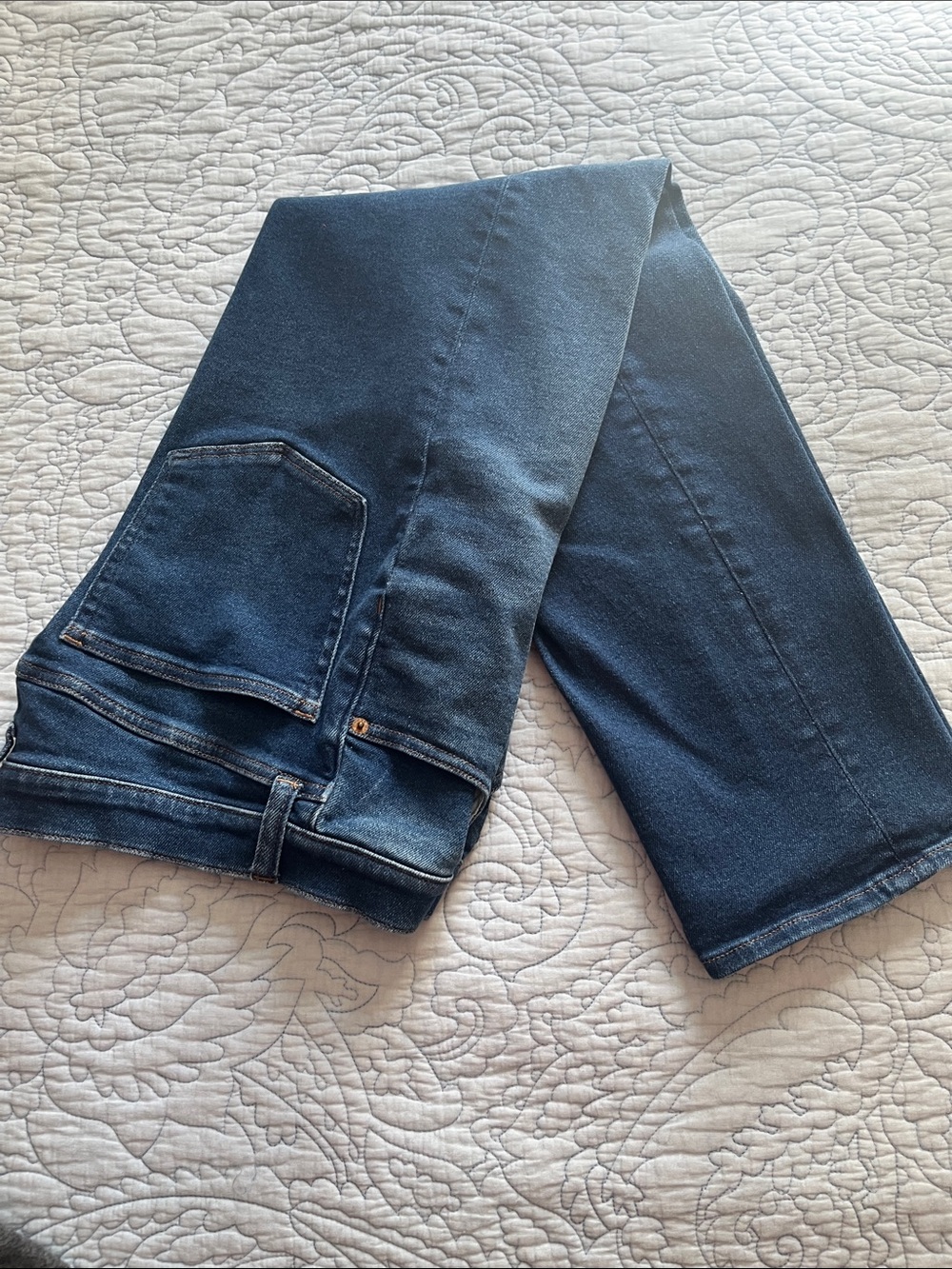 Women’s dark  Blue Denim Jeans - Classic Straight Fit